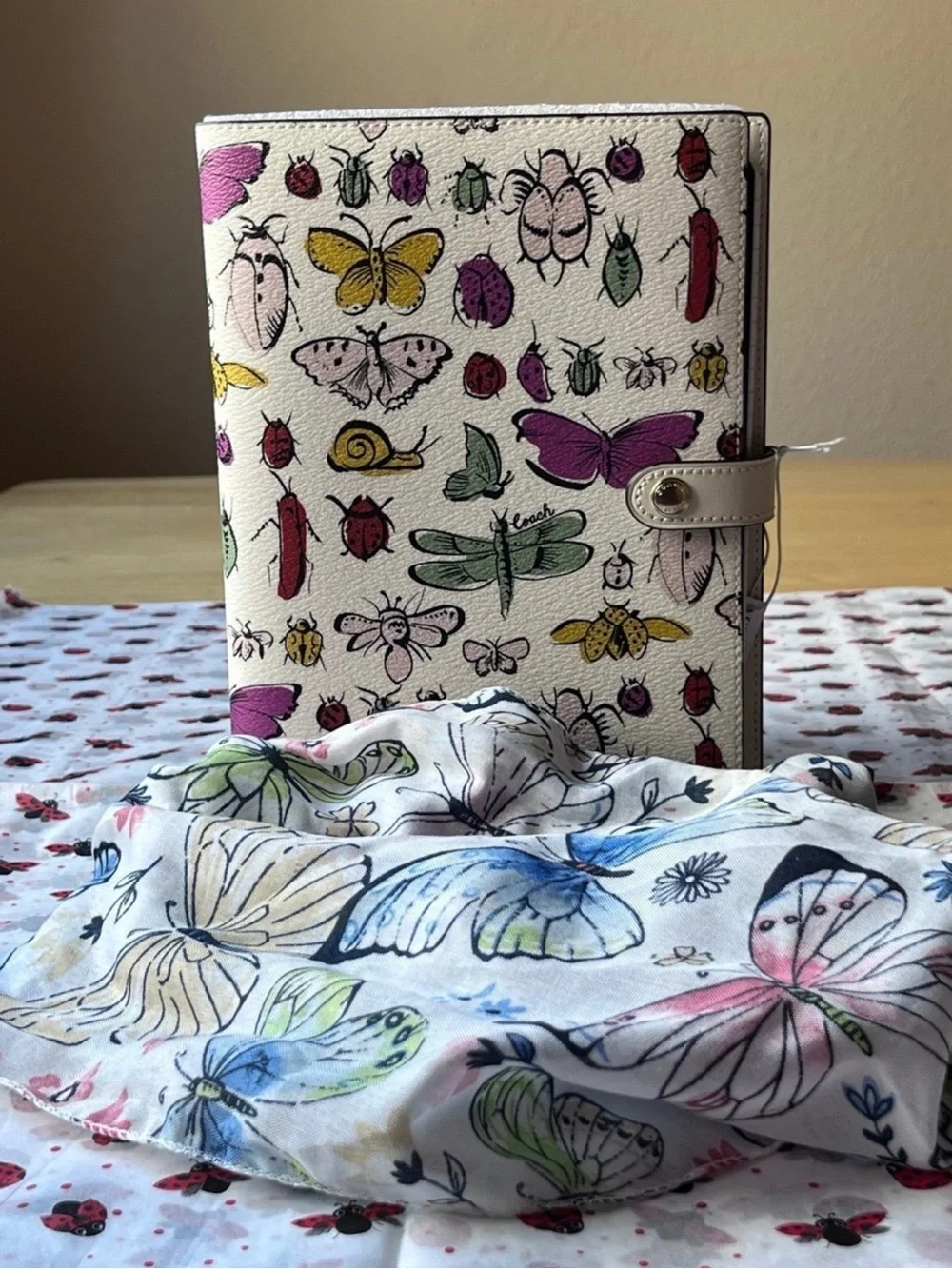 🪲🐜🦋🐌 COACH NOTEBOOK WITH CREATURE PRINT 🐞🦟🪳🦗 NWT 🪲🦋🐌🪳